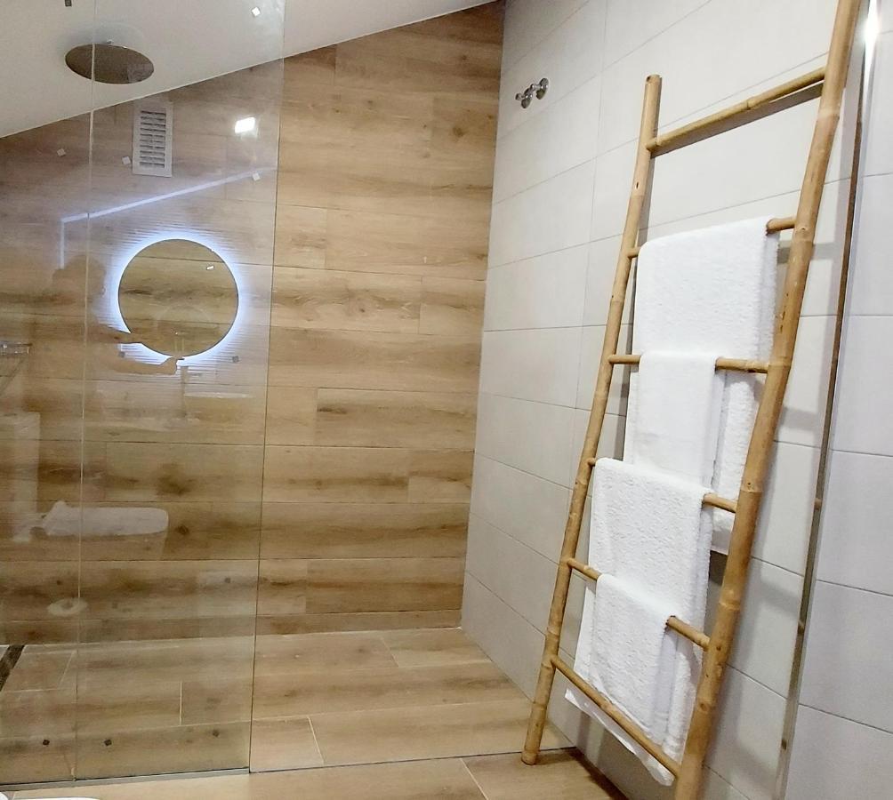 "Campello Beachside Duplex, Coastal Escape, Only 50 Meters From Sea" 坎佩略 外观 照片